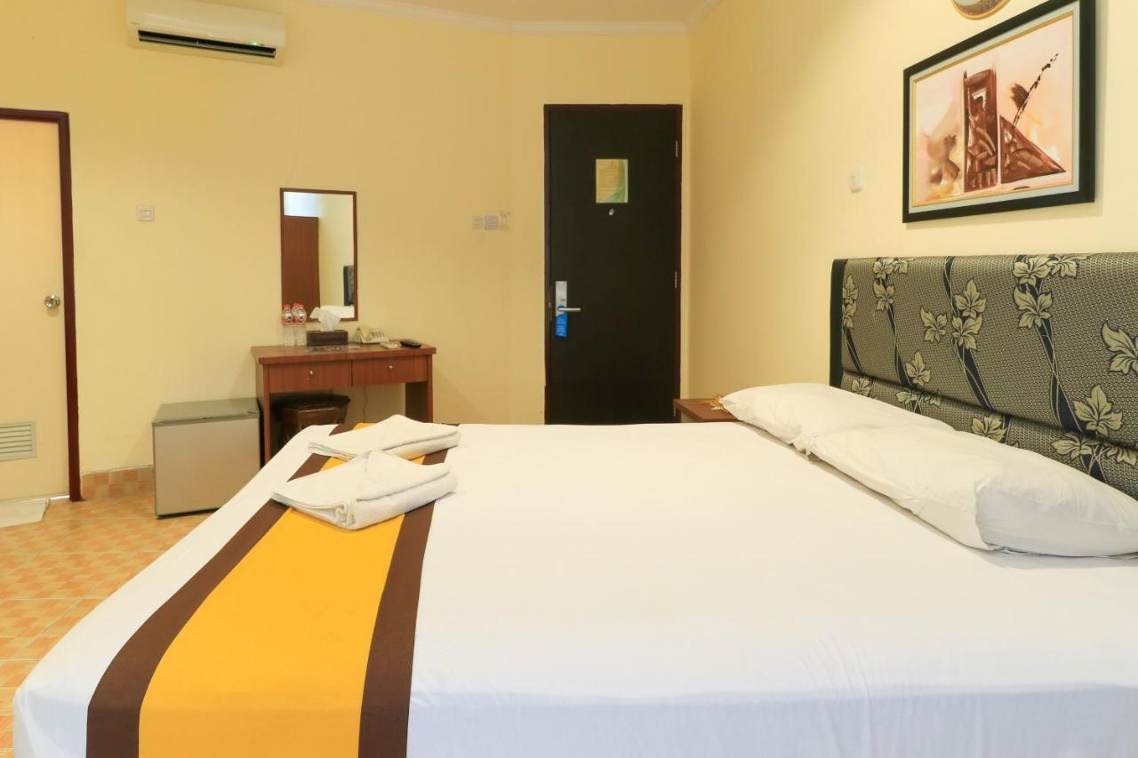 Al-badar Syariah Hotel Makassar